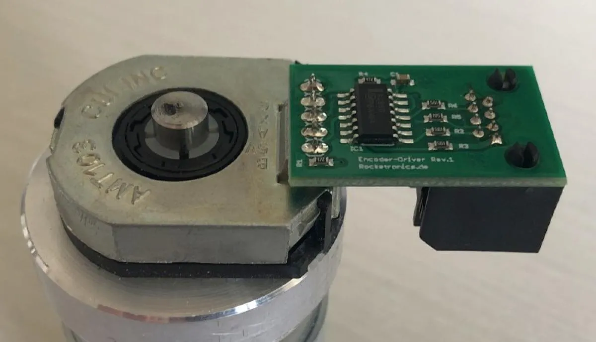 Differential line driver for encoder